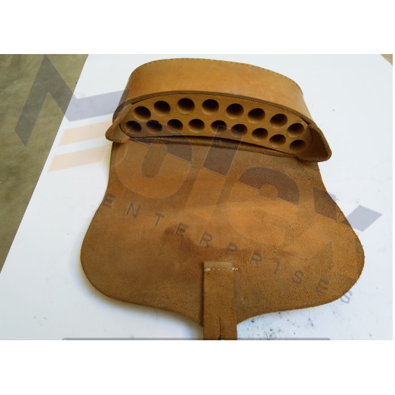 Revolutionary War Cartridge Box Replica | Authentic Leather Ammo Pouch for Reenactment & Collectors